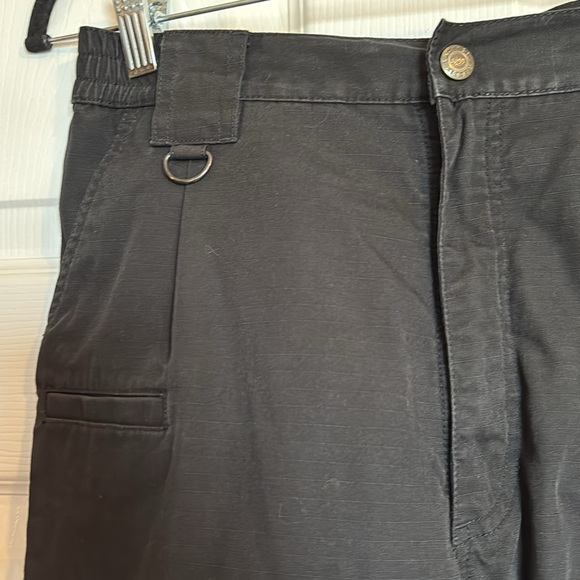5.11 Tactical Series unisex black tactical cargo pants size 30 waist / 32 length - Picture 6 of 13